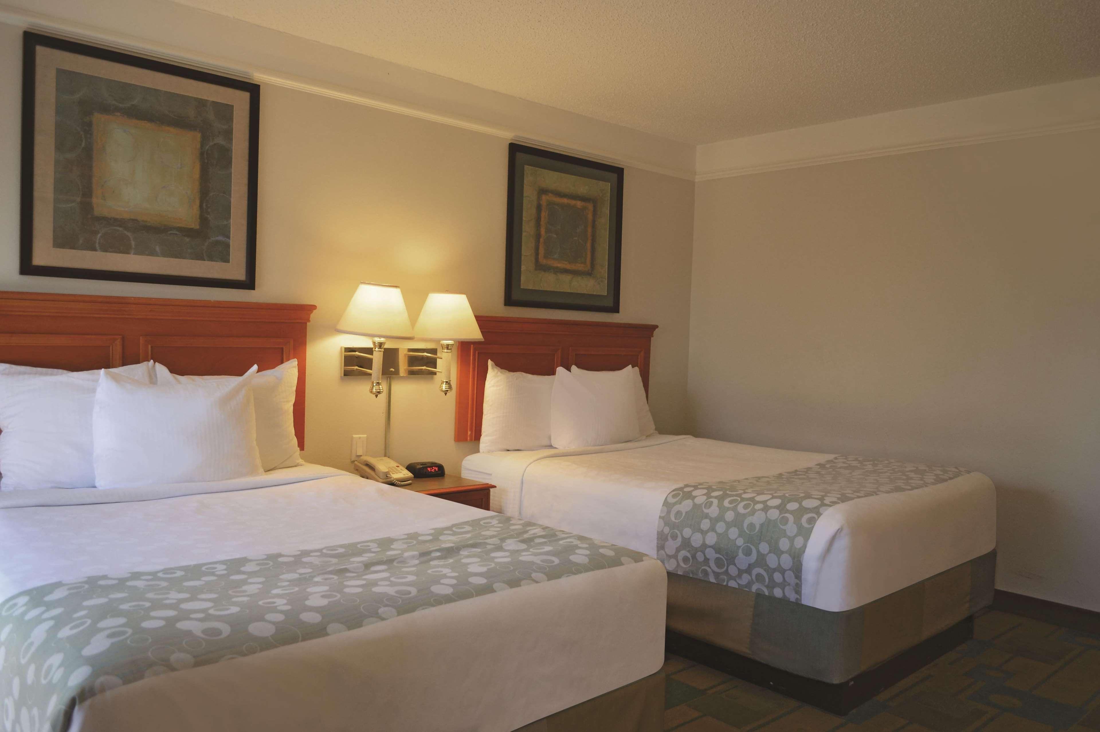 La Quinta Inn By Wyndham Austin Oltorf מראה חיצוני תמונה
