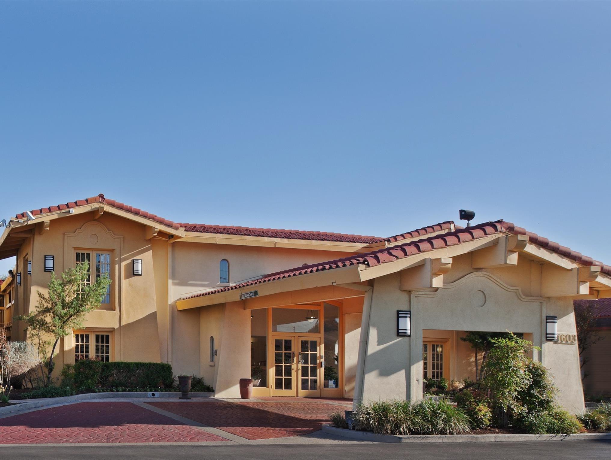 La Quinta Inn By Wyndham Austin Oltorf מראה חיצוני תמונה