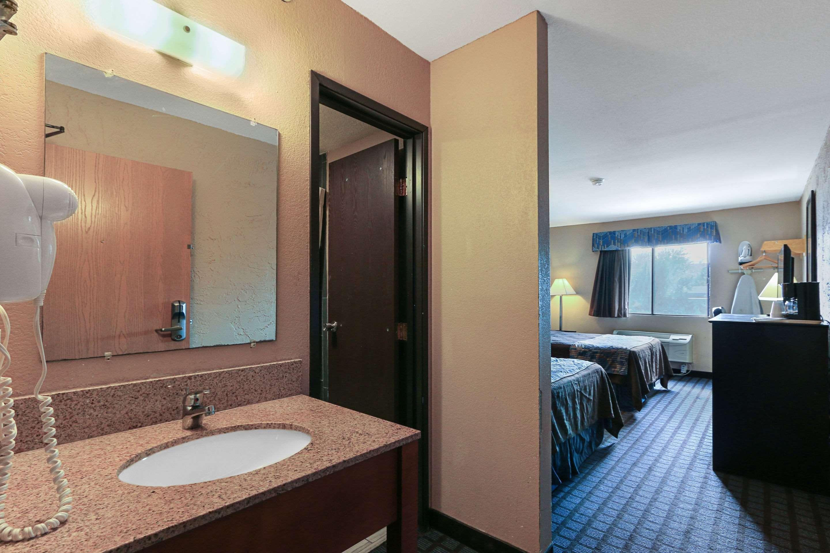 La Quinta Inn By Wyndham Austin Oltorf חדר תמונה
