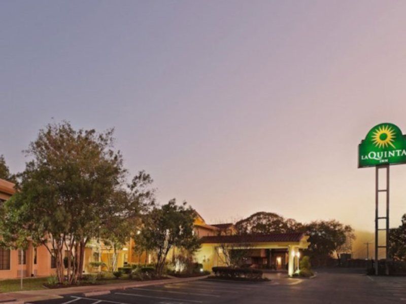 La Quinta Inn By Wyndham Austin Oltorf מראה חיצוני תמונה